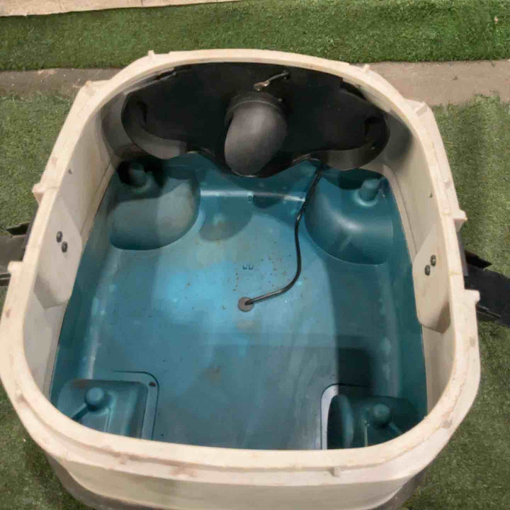 ★マキタ(makita) 集じん機 乾湿両用 483(P) 動作確認済【川口店】