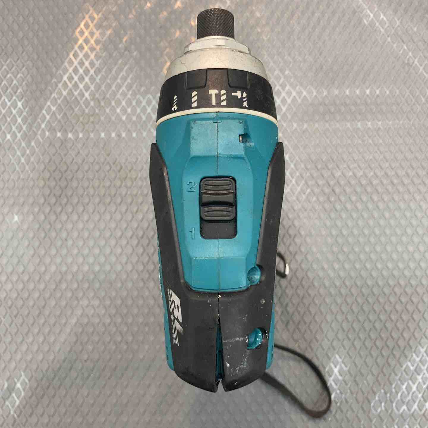 中古品】マキタ(makita) コードレス4モードインパクトドライバー