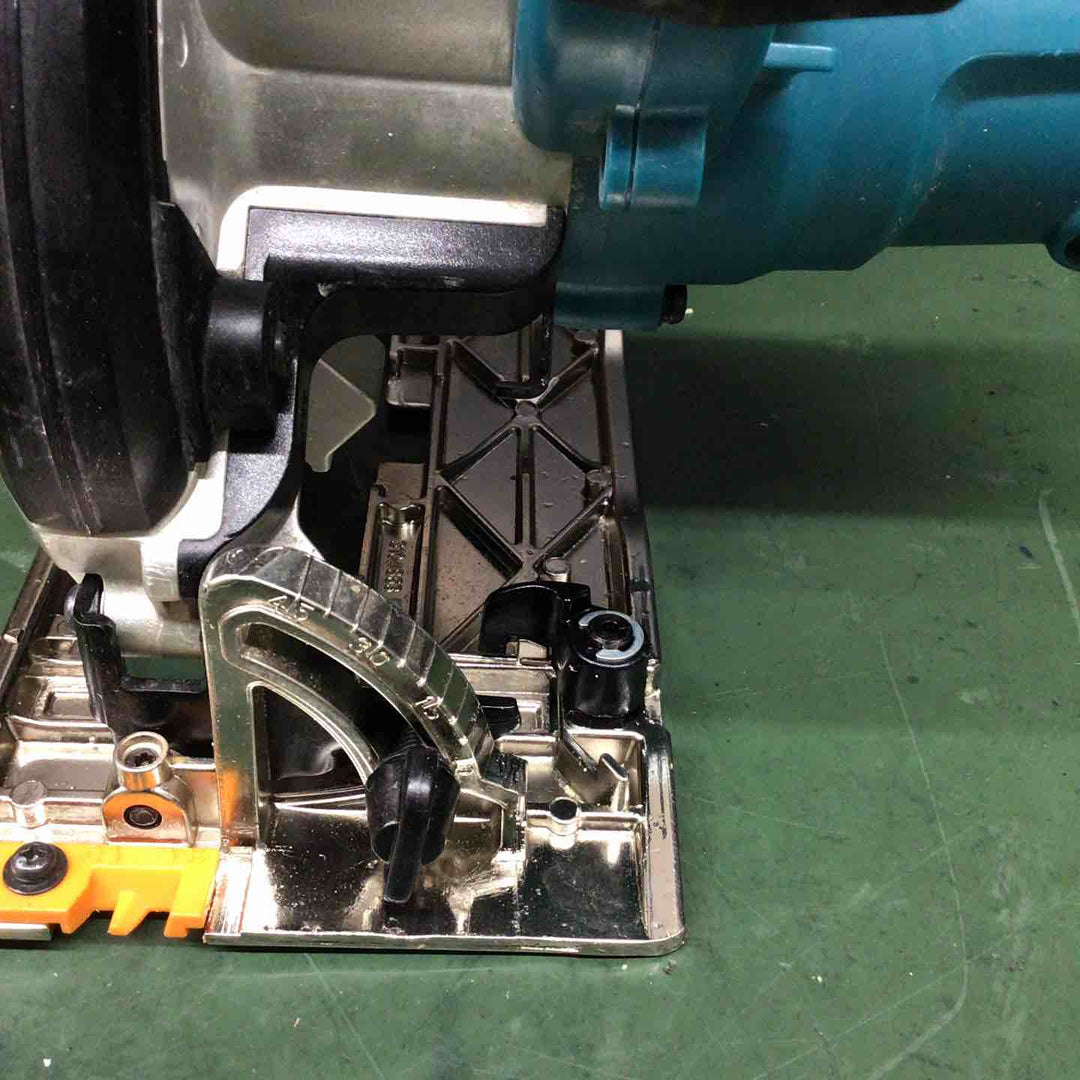 ★マキタ(makita) コードレス丸のこ HS630DZ【戸田店】