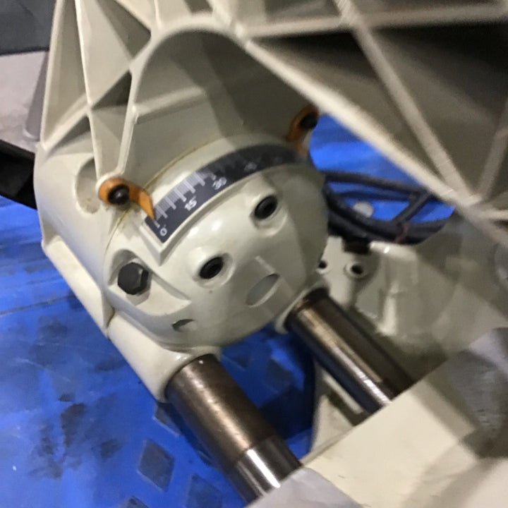 【中古品/店頭受取り限定】 マキタ (makita) スライド丸ノコ LS1213 【藤沢店】