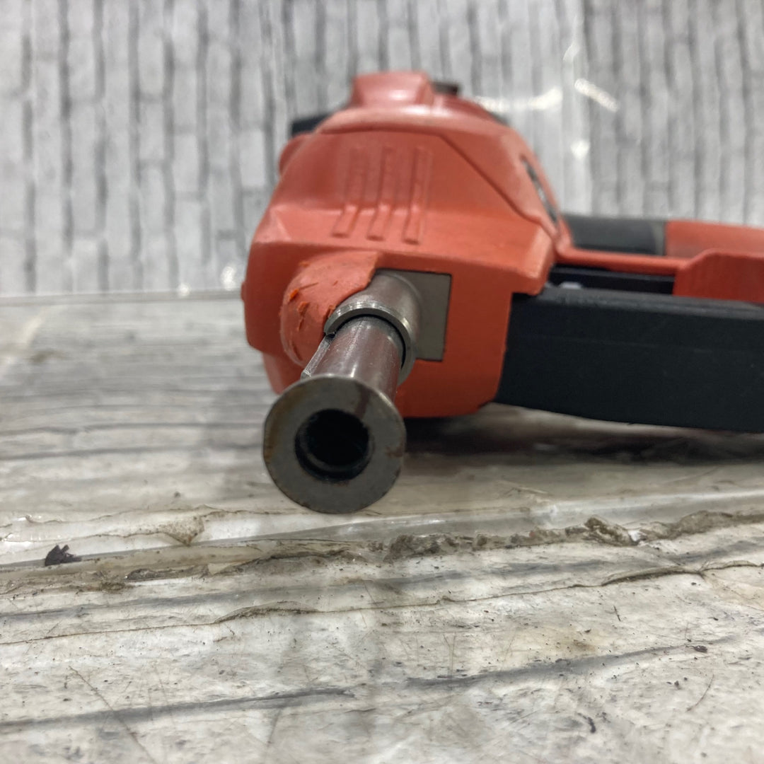 〇ヒルティ(HILTI) ガス式鋲打機 GX120-ME 電気・機械設備用【川口店】