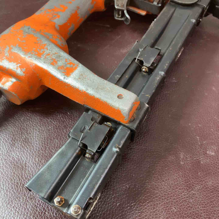 【中古品】 マックス(MAX) 常圧エアタッカ TA-52/432MA 【東大和店】
