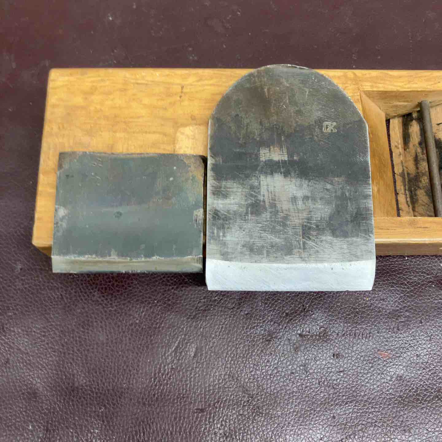 中古品】 鉋(かんな) 一貫斉 大工道具 鑿 和工具 【東大和店