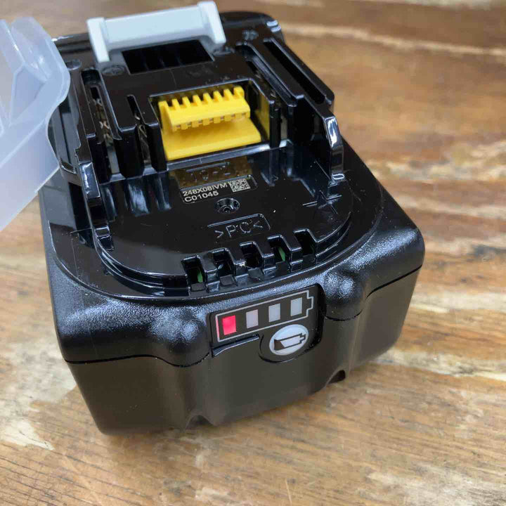 【未使用品】★マキタ(makita) コードレスクリーナー CL286FDRFW 18V サイクロン一体型 純正 バッテリー、充電器付き【柏店】