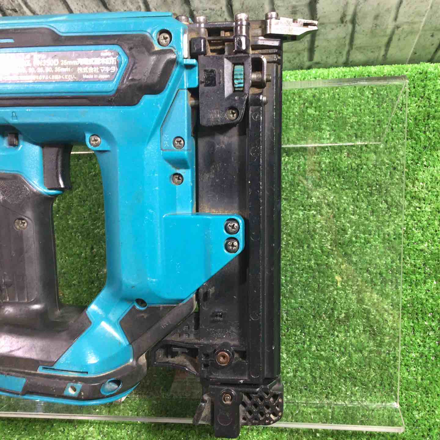 ☆マキタ(makita) コードレスフィニッシュネイラ FN350DZK【川口店