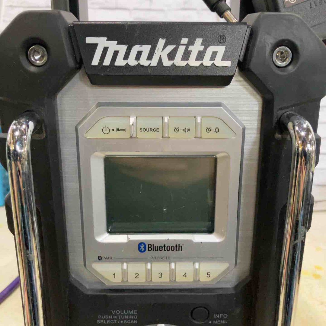 ★マキタ(makita) コードレスラジオ MR108B【川口店】