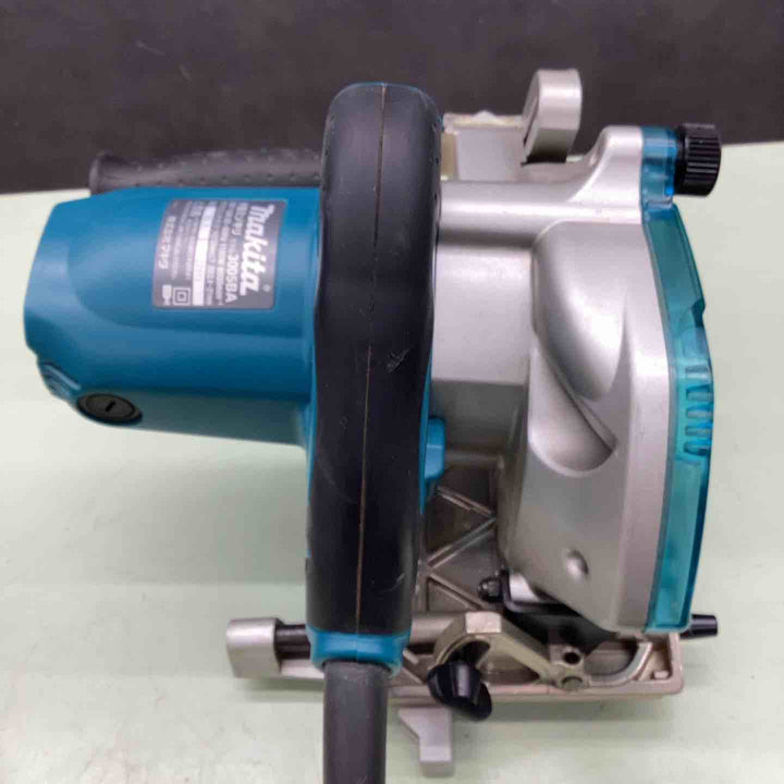 ☆マキタ(makita) 小型ミゾキリ 溝切  3005BA 100V 木材 飾り加工 深さ調整 軽量 敷居 鴨井 溝加工 【越谷店】