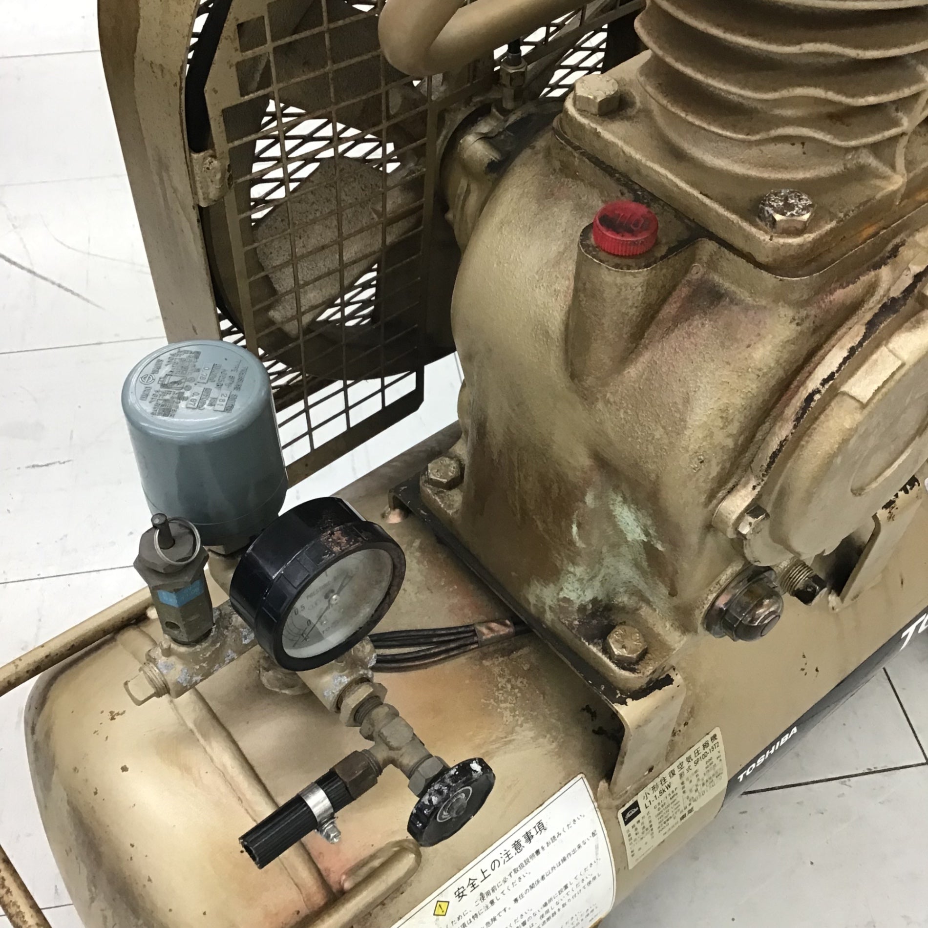 三相200V　コンプレッサーSP10D‐15TS　タンク容量65L　日置市　伊集院町 三相200V コンプレッサーSP10D‐15TS タンク容量65L 日置市 伊集院町