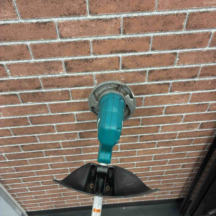 ☆マキタ(makita) コードレス草刈機 MUR185UDZ【藤沢店】