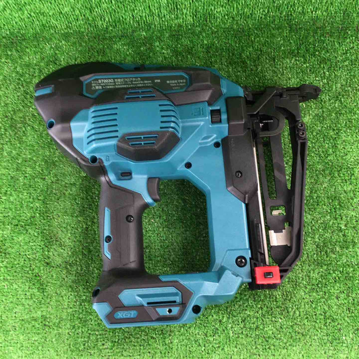 マキタ(makita) コードレスフロアタッカ ST003GZ【川崎店】
