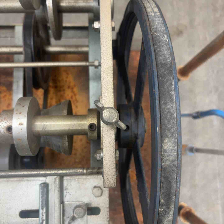 【店頭受取り限定】◇メーカー不明 型番不明 トタン加工機 電動式瓦棒成型機【川崎店】