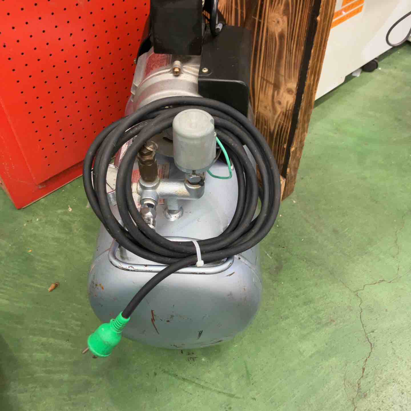 ■動作品■日立 エアーコンプレッサー ベビコン  0.20P-5SA 100V(家庭用電源) 99ybyvcPjEYxND1wY0t03Zj9ORq14t