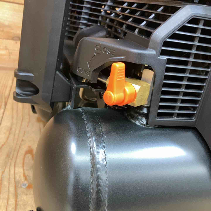 【未使用品】★マックス(MAX) 高圧専用エアコンプレッサー AK-HH1310E2_ブラック【所沢店】