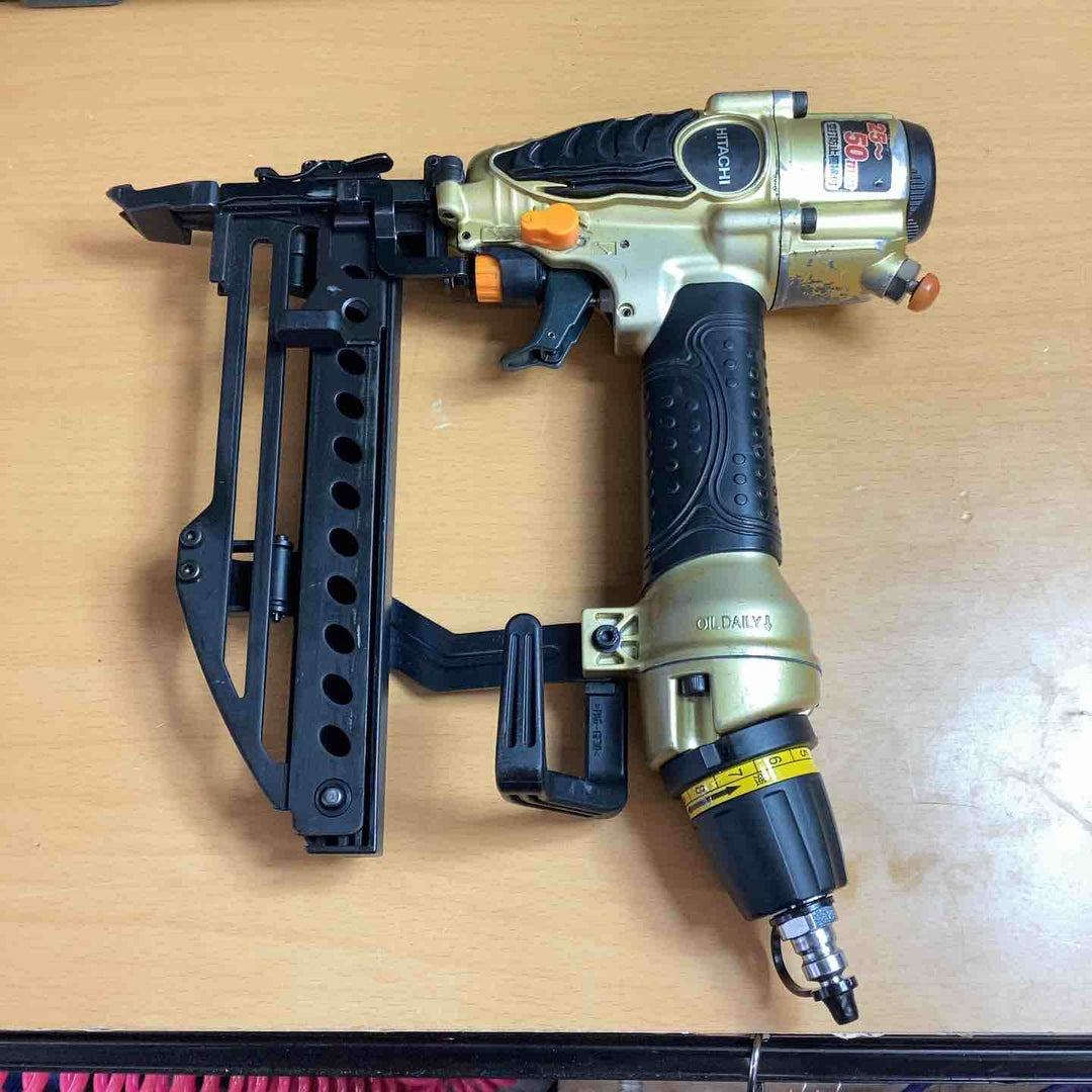 ★ハイコーキ(HIKOKI ※旧:日立工機) 高圧フロアタッカ N5004HMF【越谷店】