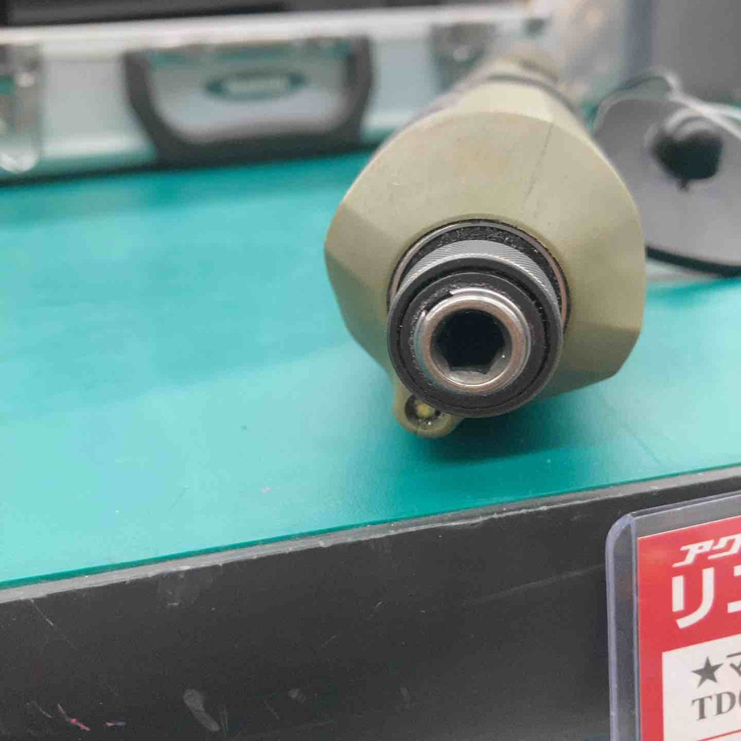 ★マキタ(makita) コードレスペンインパクトドライバー TD022DSHXO　7.2V対応【戸田店】