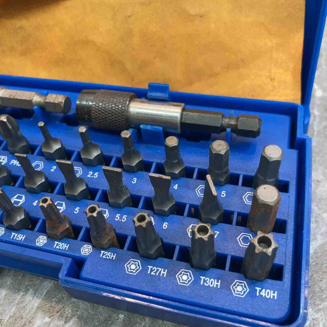 【中古品】ブルーポイント/BluePoint パワービット 1/4インチ 6角 シャンク 32個 セットPTB32MK【八潮店】