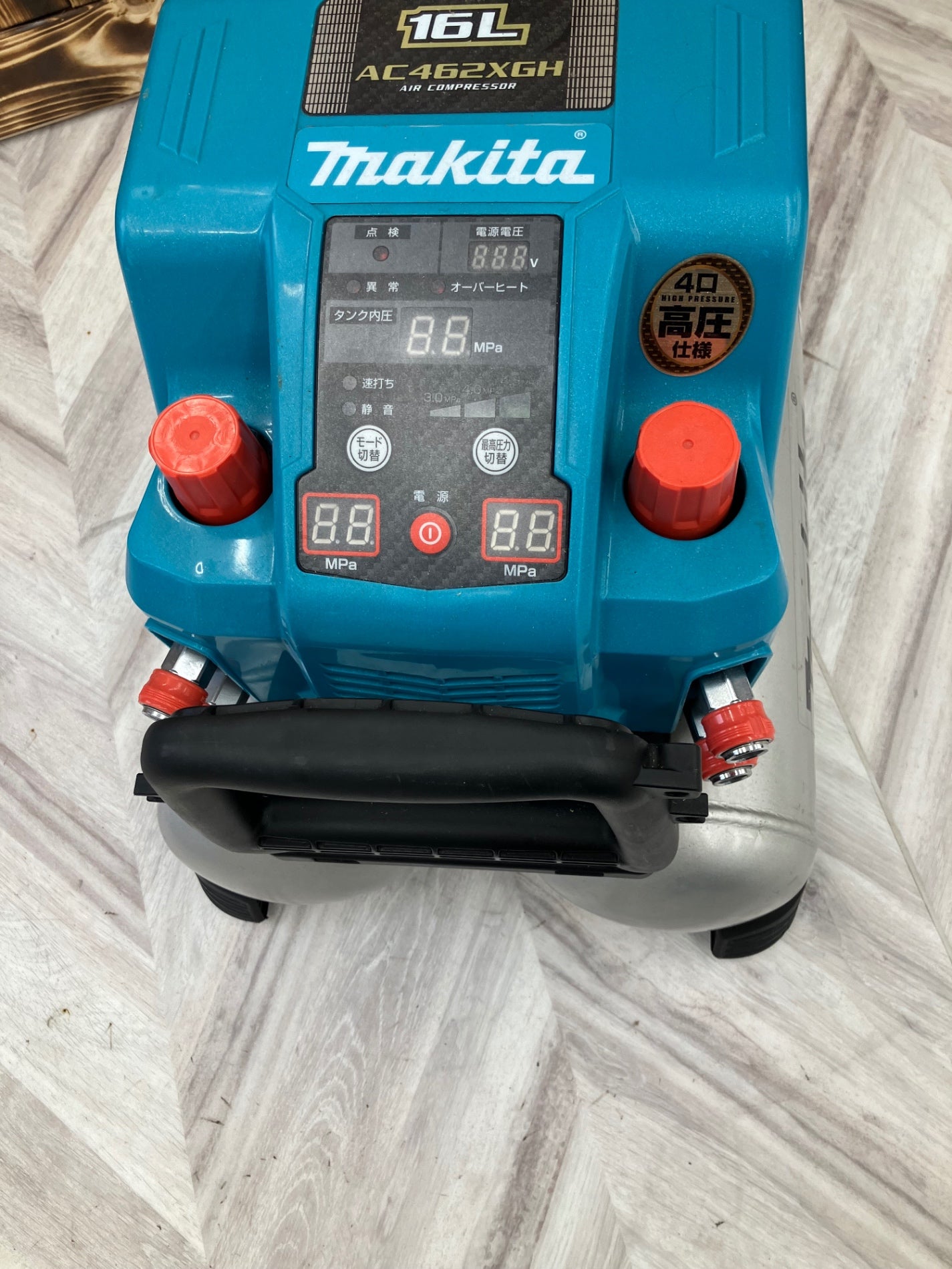 ☆マキタ(makita) エアコンプレッサー AC462XGH【越谷店 ☆マキタ(makita) エアコンプレッサー AC462XGH【越谷店