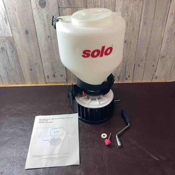 【中古美品】SOLO ポータブルスプレッダー 421-S 散布機 未使用長期保管品【東大和店】