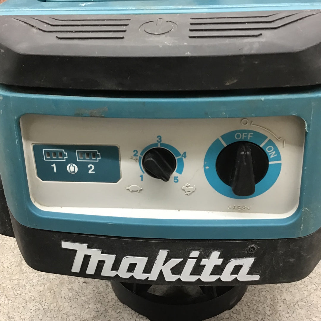 ★マキタ(makita) コードレス集じん機 乾湿両用 VC862DZ【八潮店】