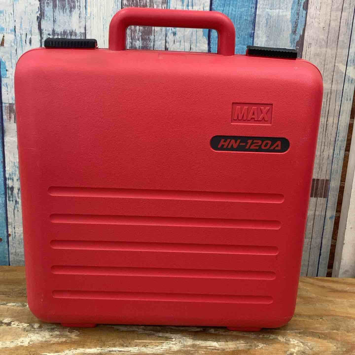 ◇マックス(MAX) 高圧コンクリート用エア釘打ち機 HN-120A グリップに落とせない汚れあり【柏店】