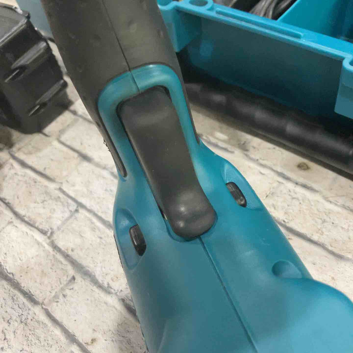 ★マキタ(makita) コードレスハンマドリル HR162DRFX【川口店】