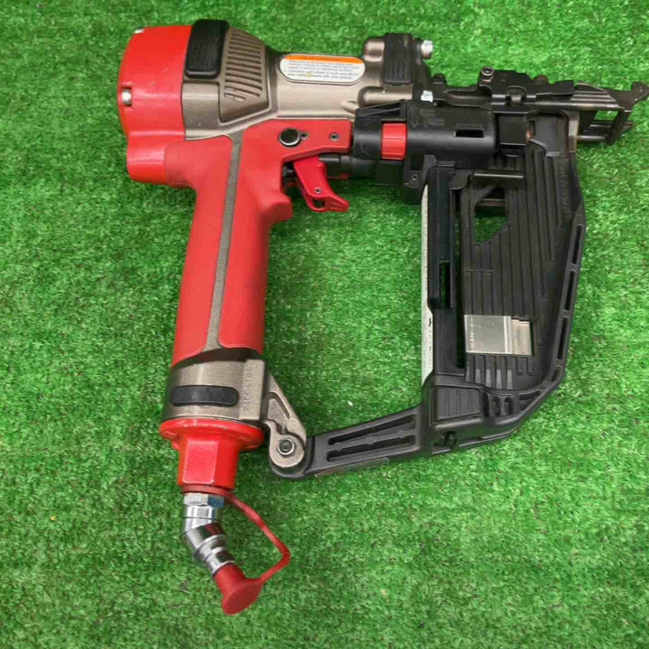 【中古品】◇ マックス(MAX) 高圧フロアタッカ HA-57/957Tフロア 【桶川店】