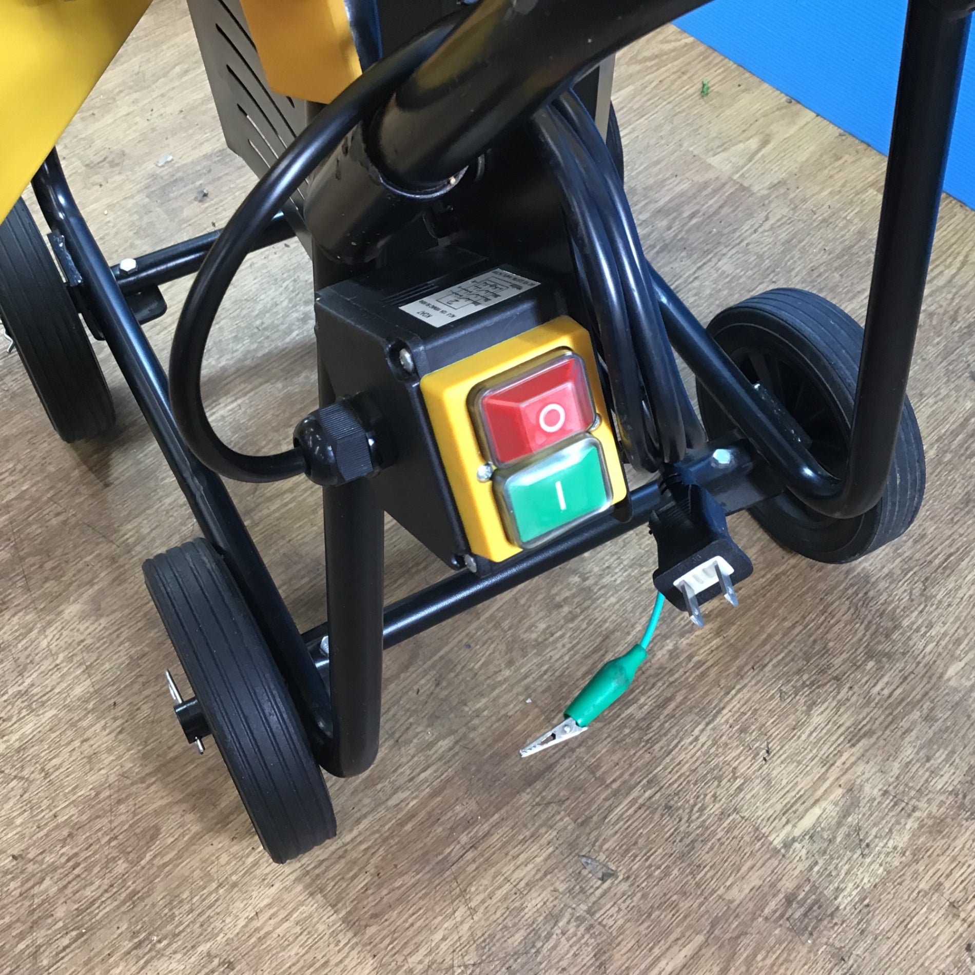 中古品／店頭受取り限定】モルタルミキサー コンクリートミキサー