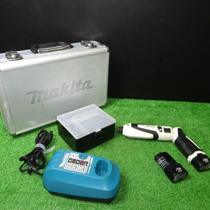 ☆マキタ(makita) コードレスペンインパクトドライバ TD021DSW【岩槻店】