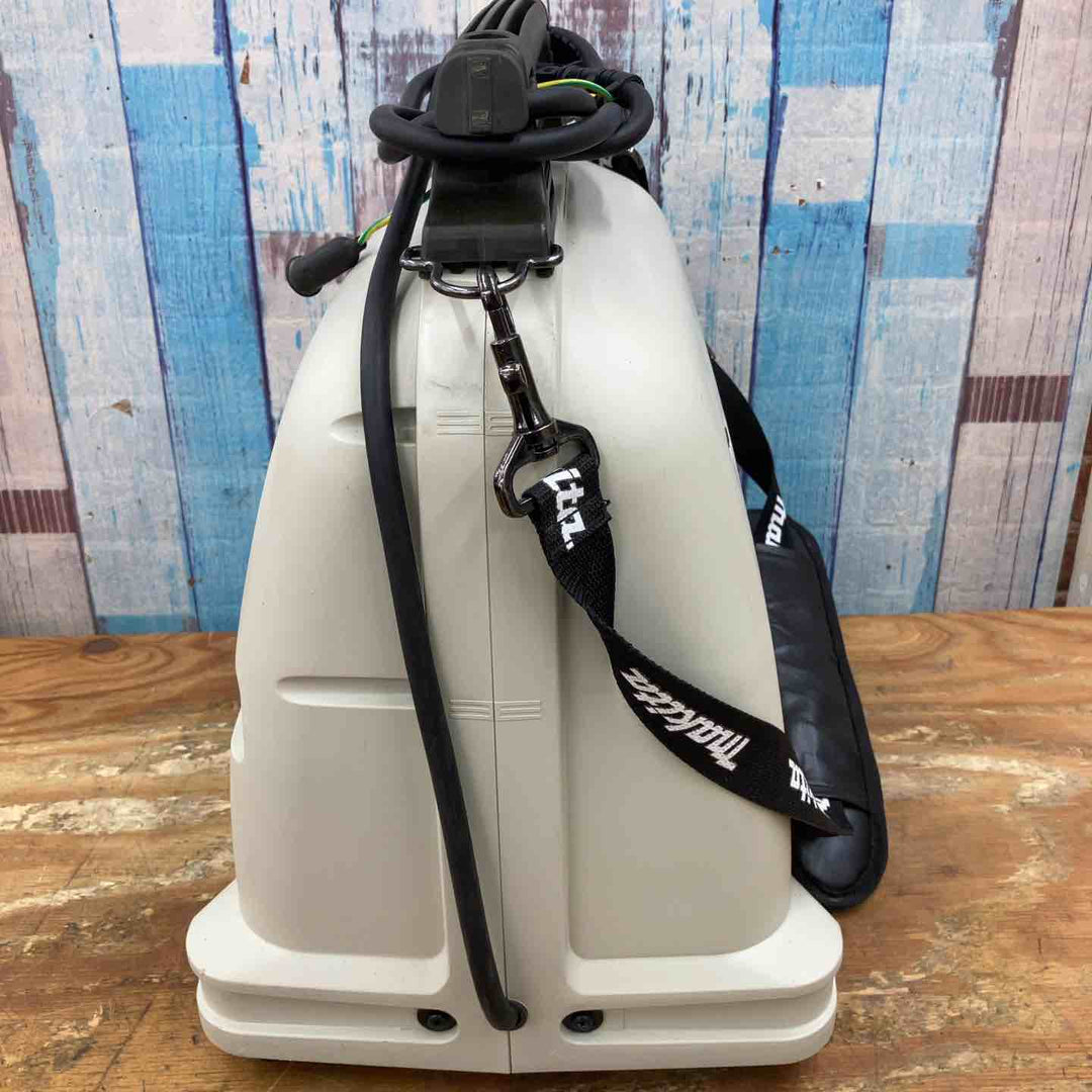【中古品】★マキタ(makita) エアコンプレッサー AC700 5Lタンク 一般圧専用【柏店】