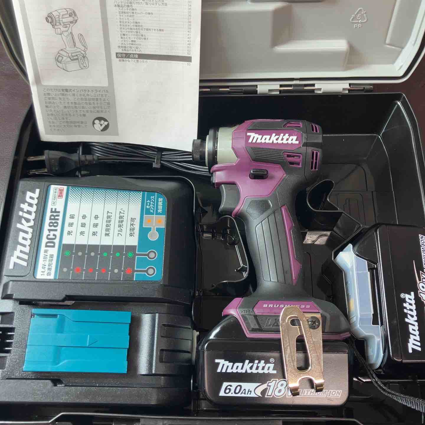 美品 makita マキタ コードレスインパクトドライバー TD173D 18V 