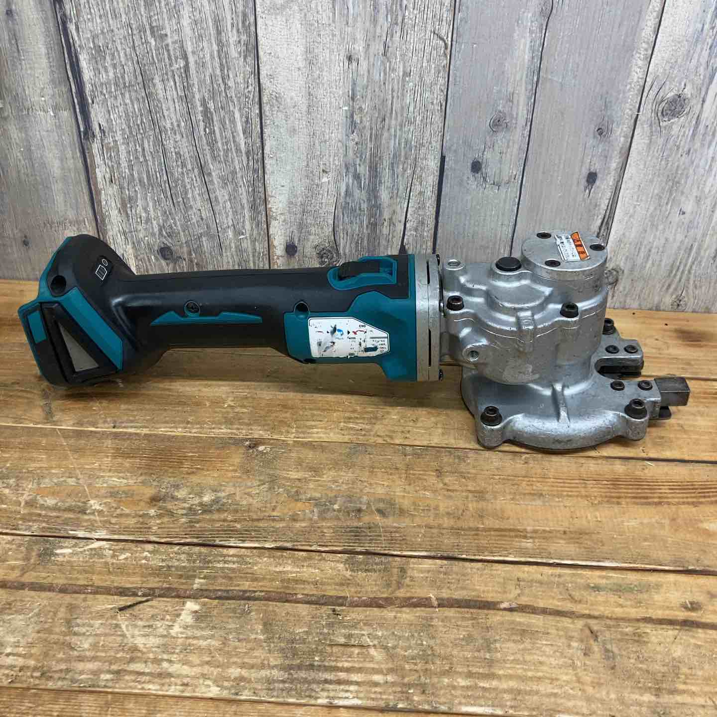 中古品】 オグラ(Ogura) コードレスツライチカッター HSC-20BL ケース