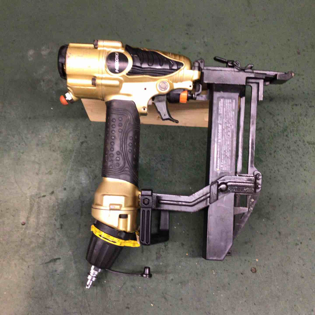 ★ハイコーキ(HIKOKI ※旧:日立工機) 高圧フロアタッカ N5004HMF【戸田店】