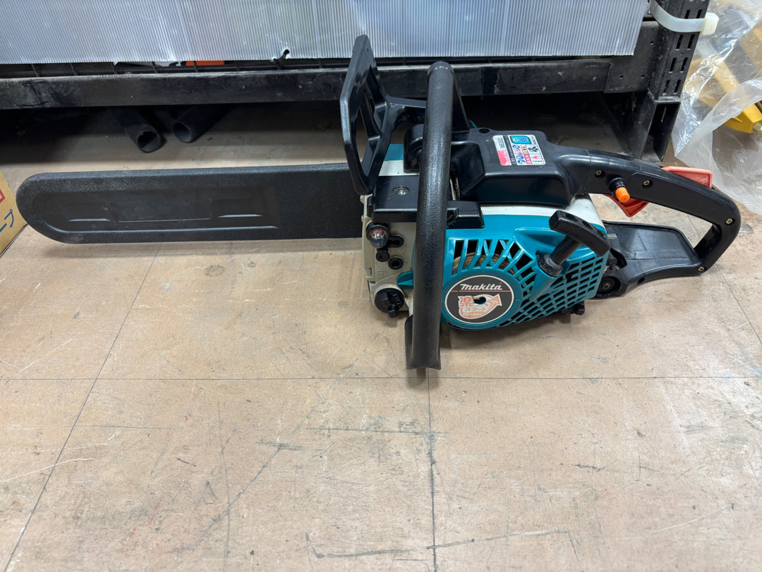 〇マキタ(makita) エンジンチェーンソー ME333【草加店】