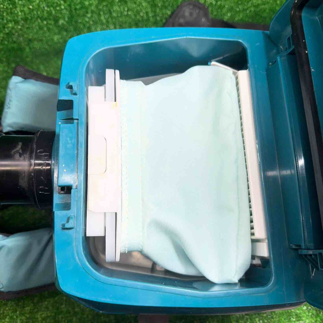 【中古品】★マキタ(makita) コードレス背負式クリーナー VC261DZ【藤沢店】