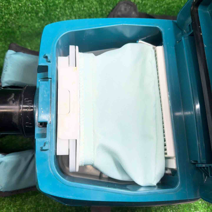 【中古品】★マキタ(makita) コードレス背負式クリーナー VC261DZ【藤沢店】