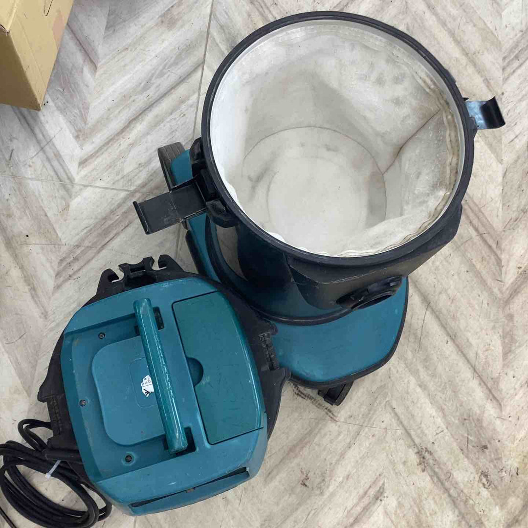 ☆マキタ(makita) 集じん機 490【越谷店】