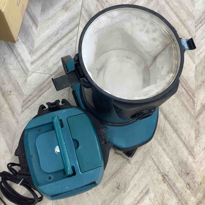 ☆マキタ(makita) 集じん機 490【越谷店】