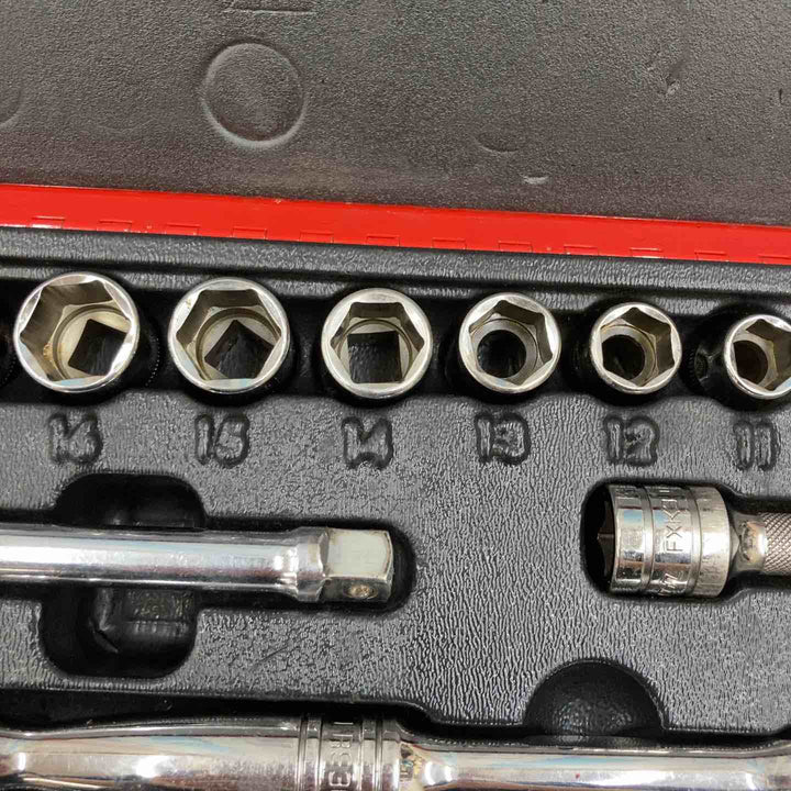 ▼Snap-on 3/8ラチェットソケットセット ユニバーサルソケット1つ欠品【柏店】