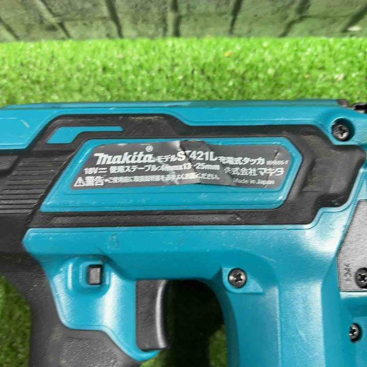★マキタ(makita) 18V コードレスタッカー ST421DZK 動作確認済み【川口店】