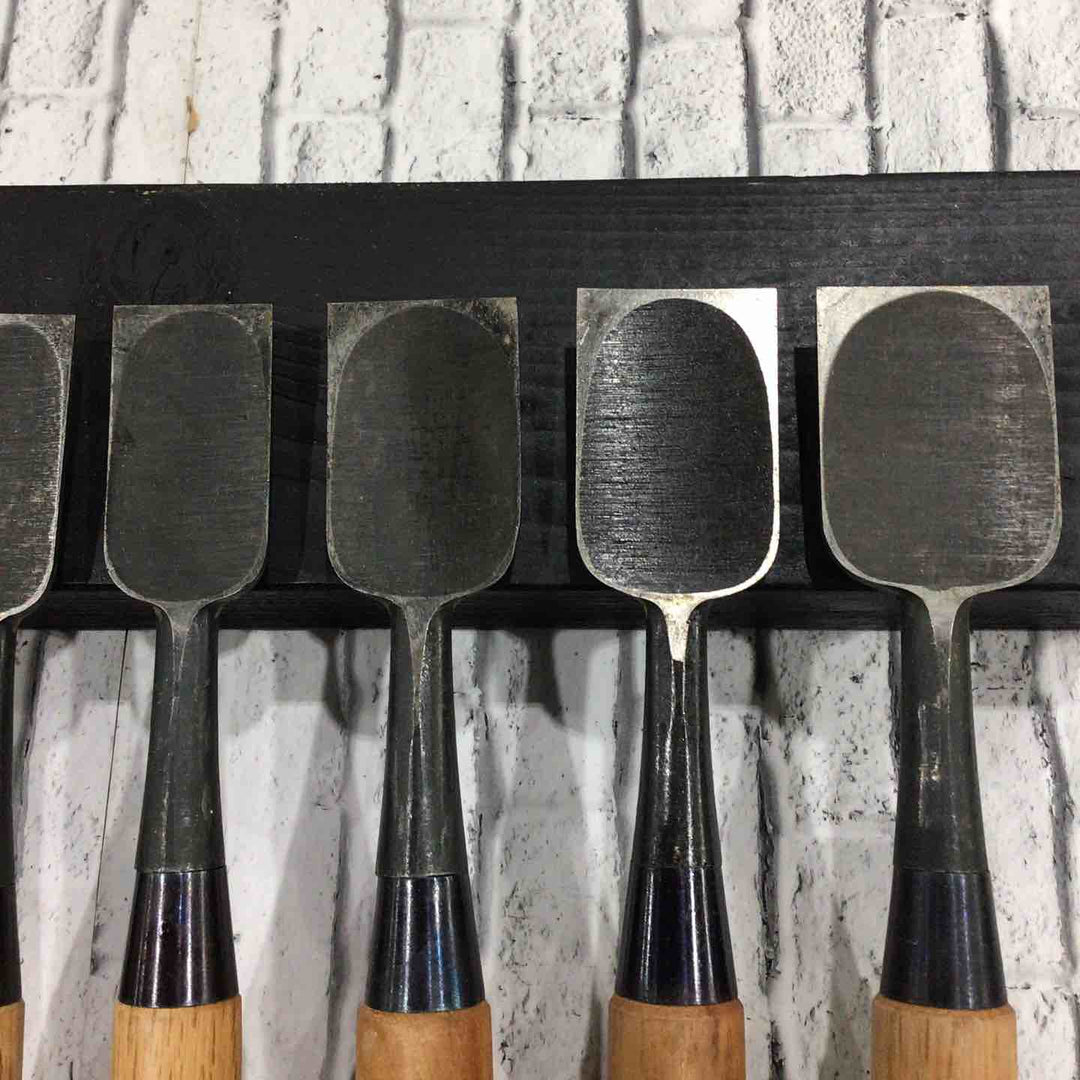 左次弘 追入鑿 10本組 赤樫柄 面取加工 【川口店】