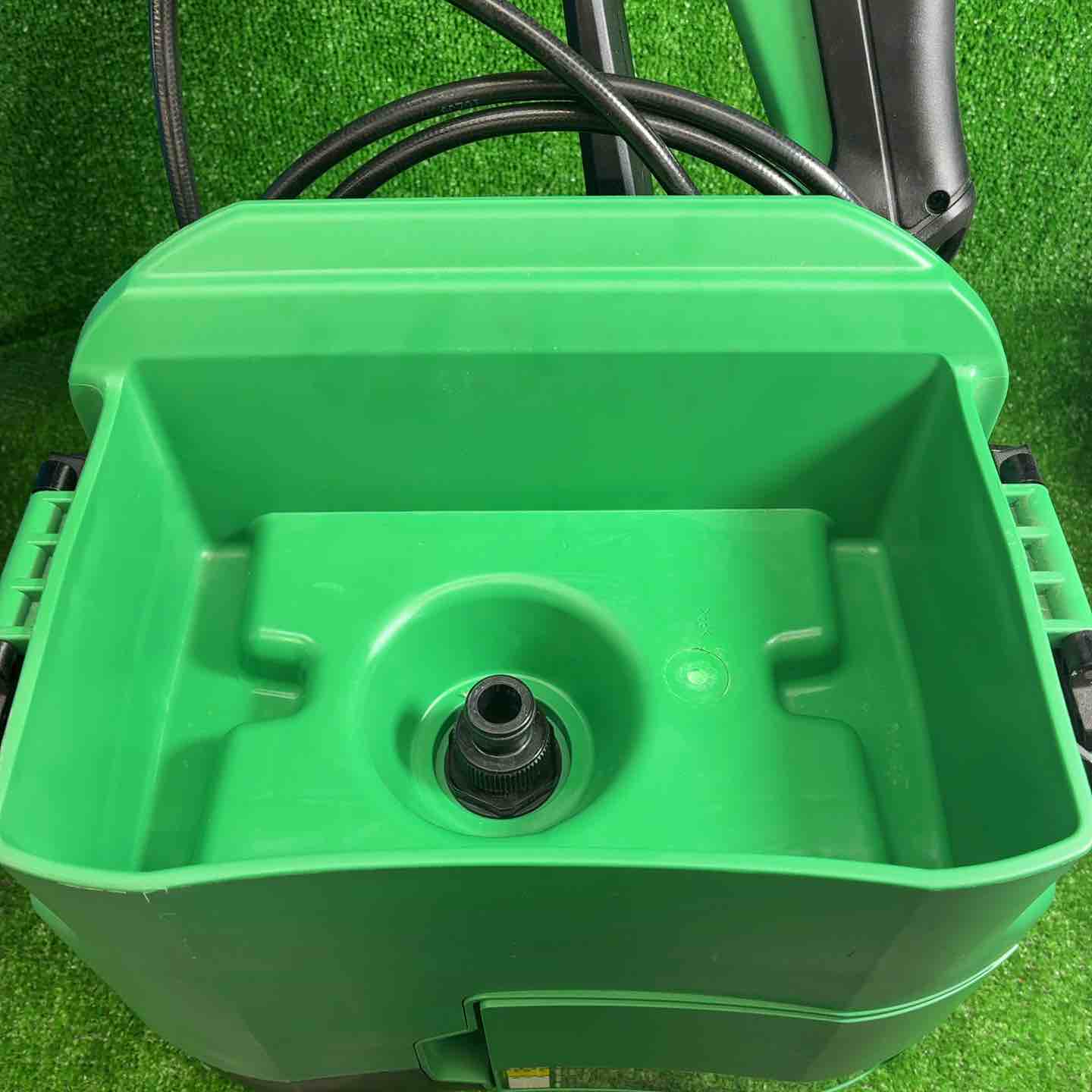 中古品】 ハイコーキ (HIKOKI ※旧:日立工機) コードレス高圧洗浄機