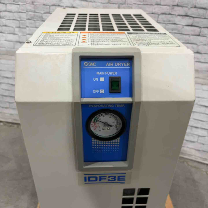 SMC 冷凍式エアードライヤー IDF3E-10-X126【川口店】