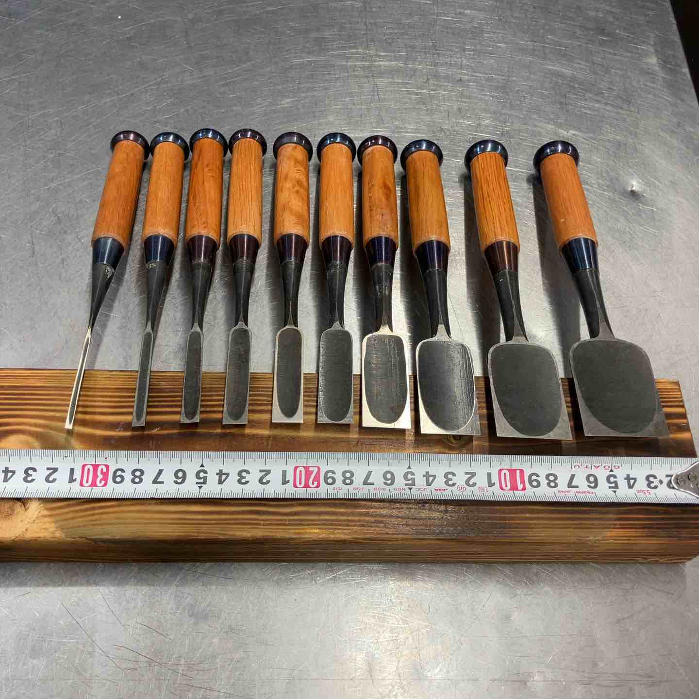 すごく大きな昔の道具 中古美品】 『正高』 鑿10本組 未使用長期保管品 のみ・鉋・大工道具