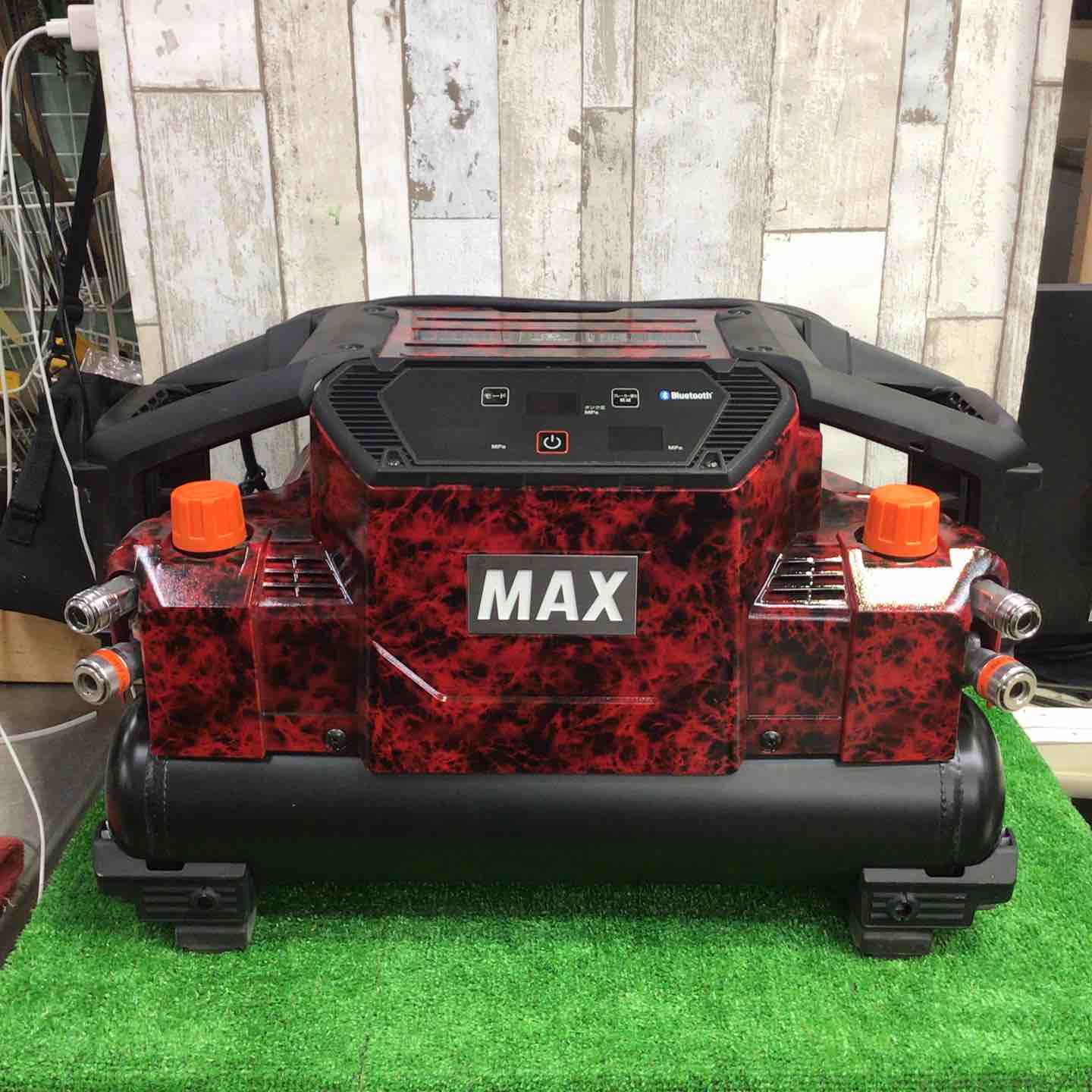 マックス(MAX) 高圧専用エアコンプレッサー AK-HH1310E_ジュラシック