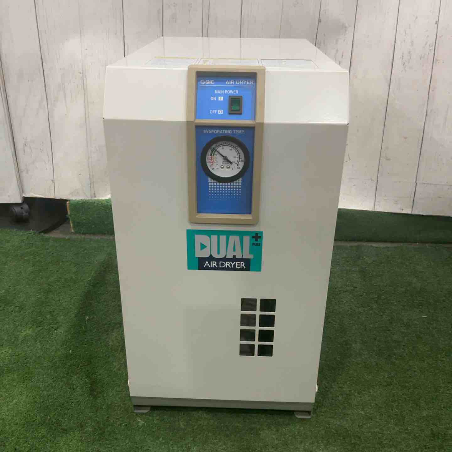 未使用(店頭展示品)】◇ケルヒャー(KARCHER) 高圧洗浄機 K MINI 1.600