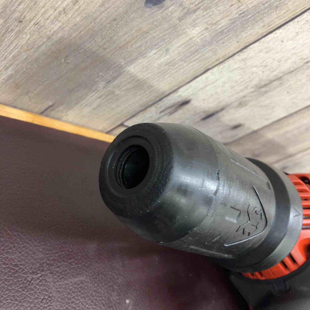 【中古品】 ヒルティ(Hilti) コード式ロータリーハンマドリル TE70-ATC/AVR アタッチメントTEDRS-Y・ビット3個付属 【東大和店】