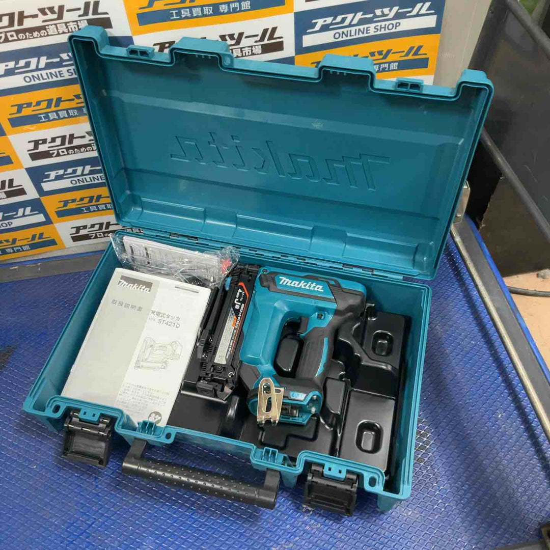 ★マキタ(makita) コードレスタッカー ST421DZK【草加店】