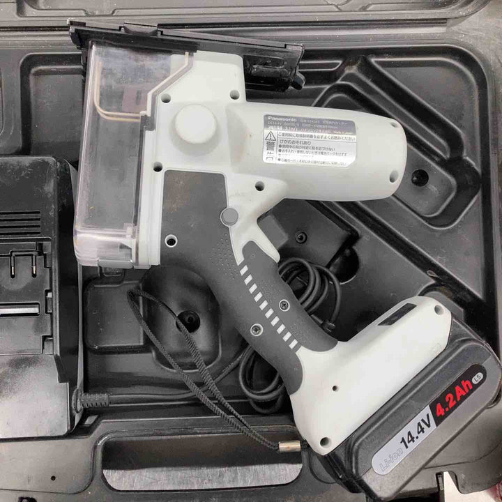 ◇パナソニック(Panasonic) コードレス角穴カッター EZ4543LS2S-B【戸田店】