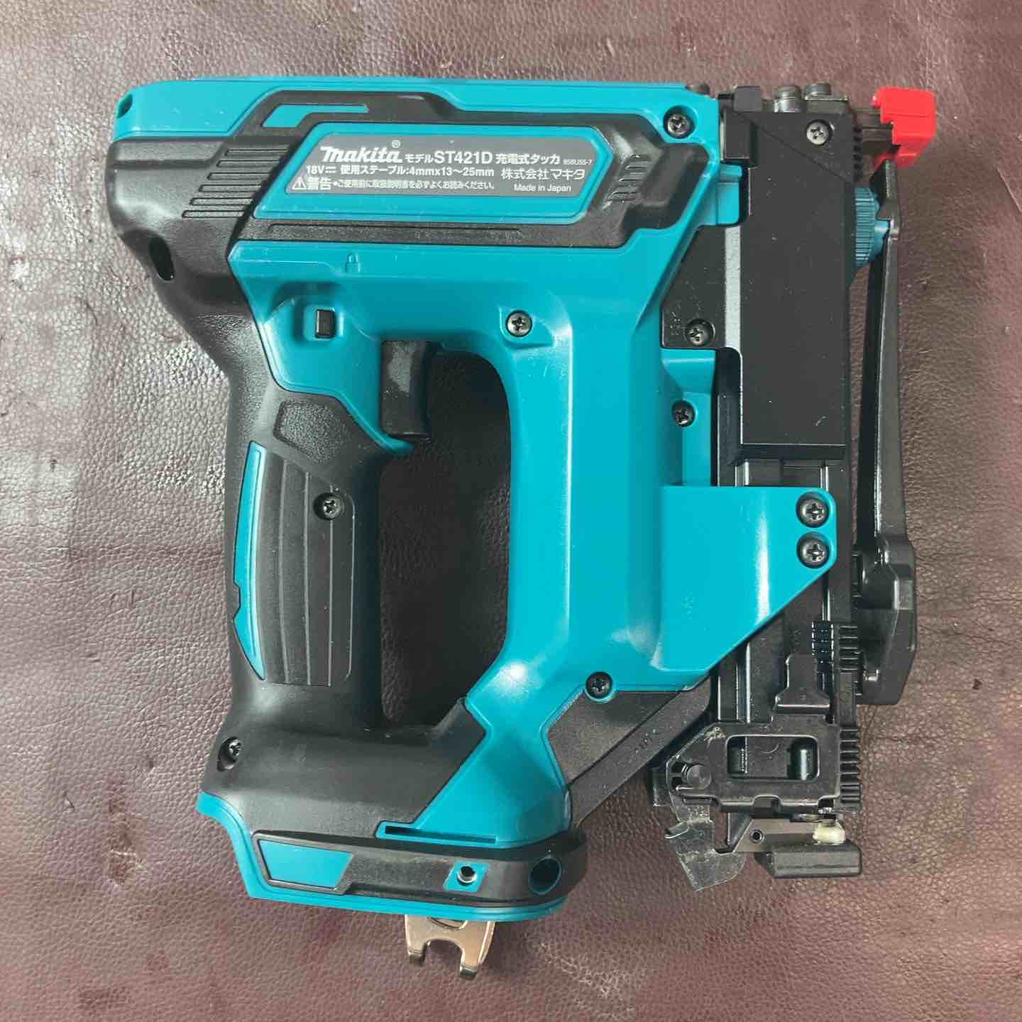 中古品】 マキタ(makita) 18V コードレスタッカー ST421DZK 【東大和店