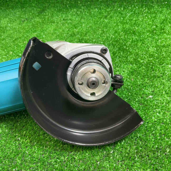 【中古品】マキタ(makita) 100mmディスクグラインダ 9533BL【藤沢店】